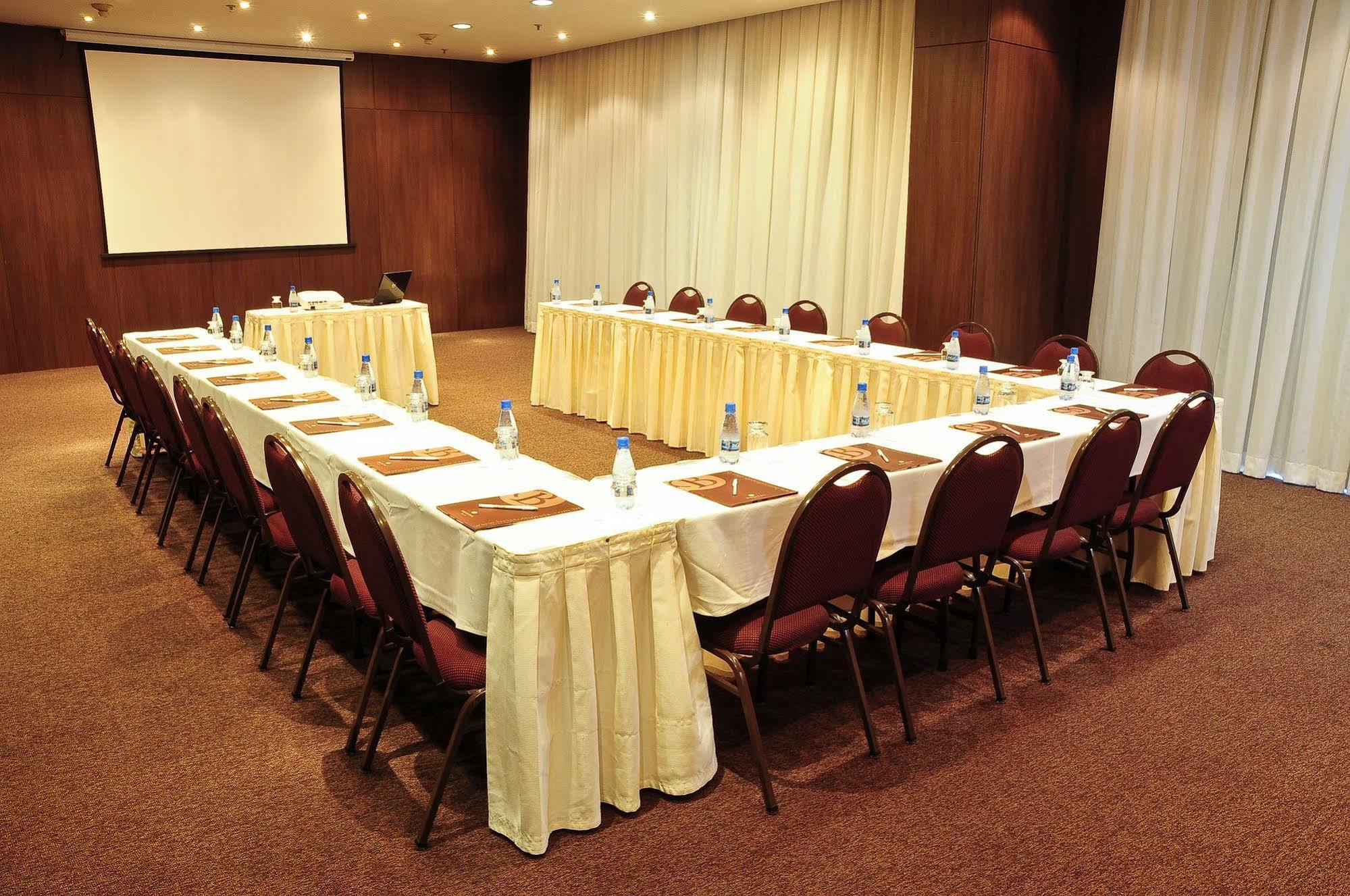 Bristol Merit Hotel